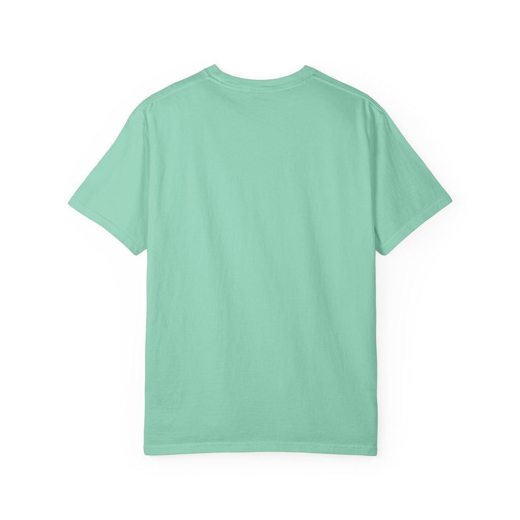 T-Shirt — Minimal Red Text Graphic Tee ('WALA AYKESEB')